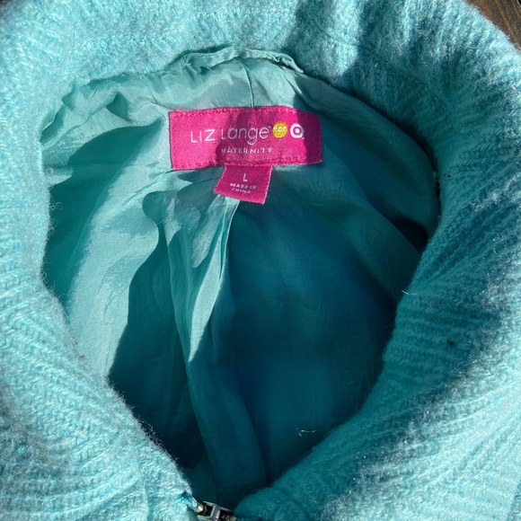 Large maternity coat - Picture 3 of 8